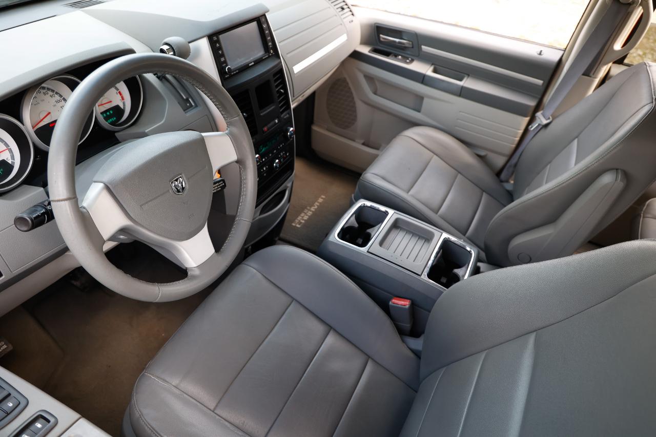 Dodge Grand Caravan  2008