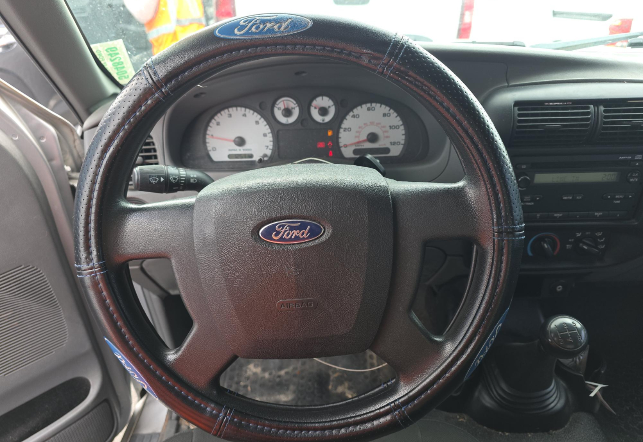 Ford Ranger Pickup  2011