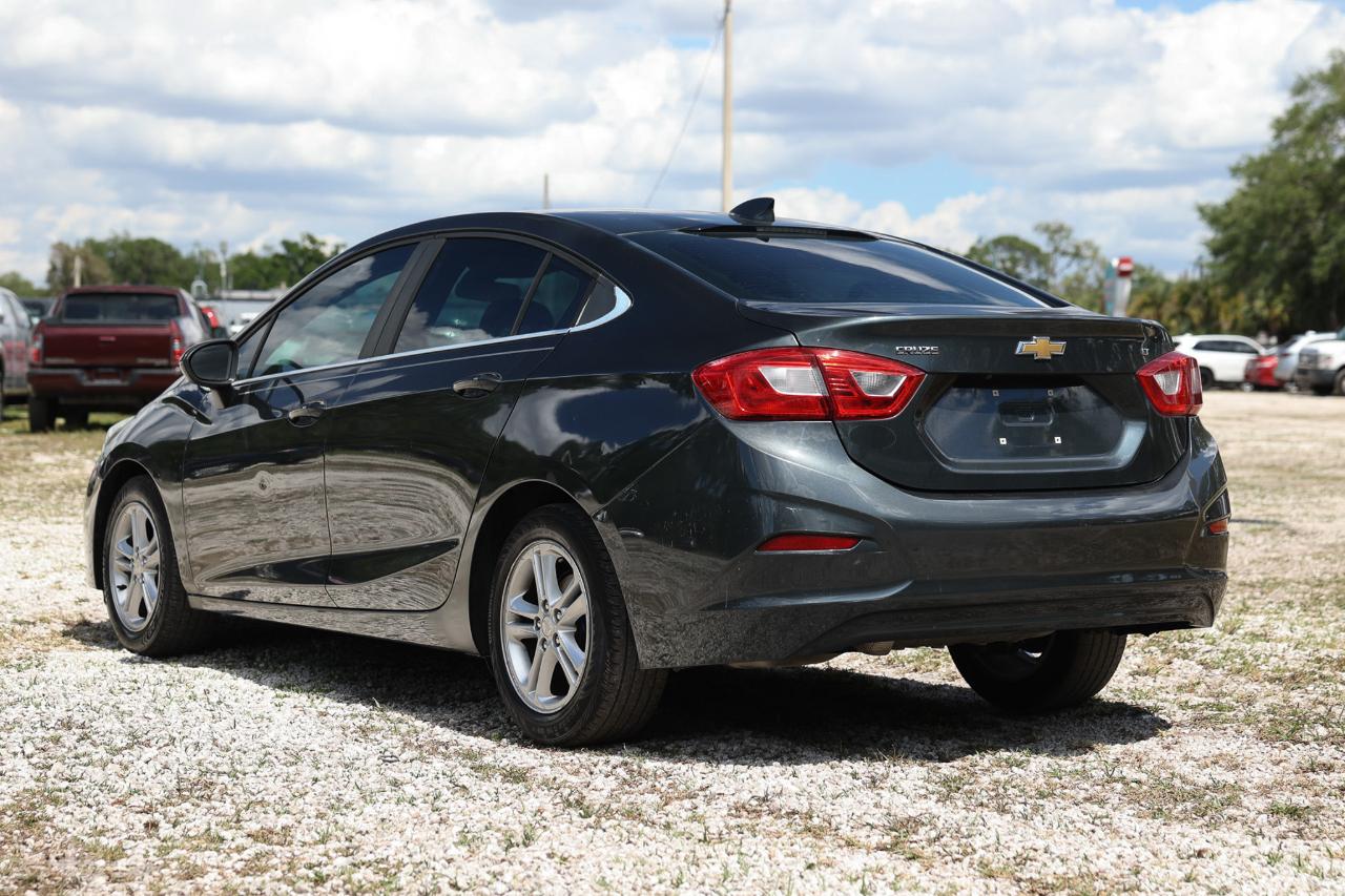 Chevrolet Cruze  2018