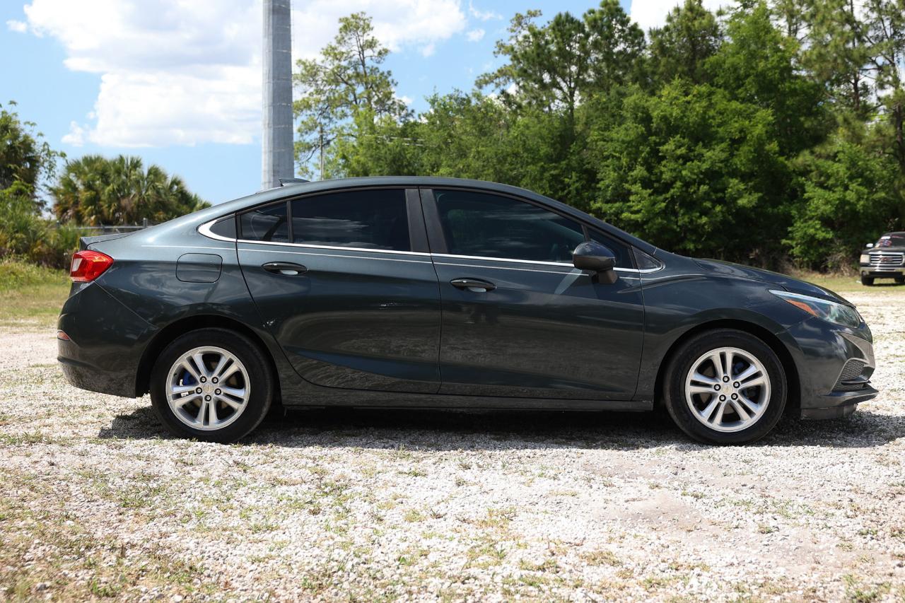 Chevrolet Cruze  2018