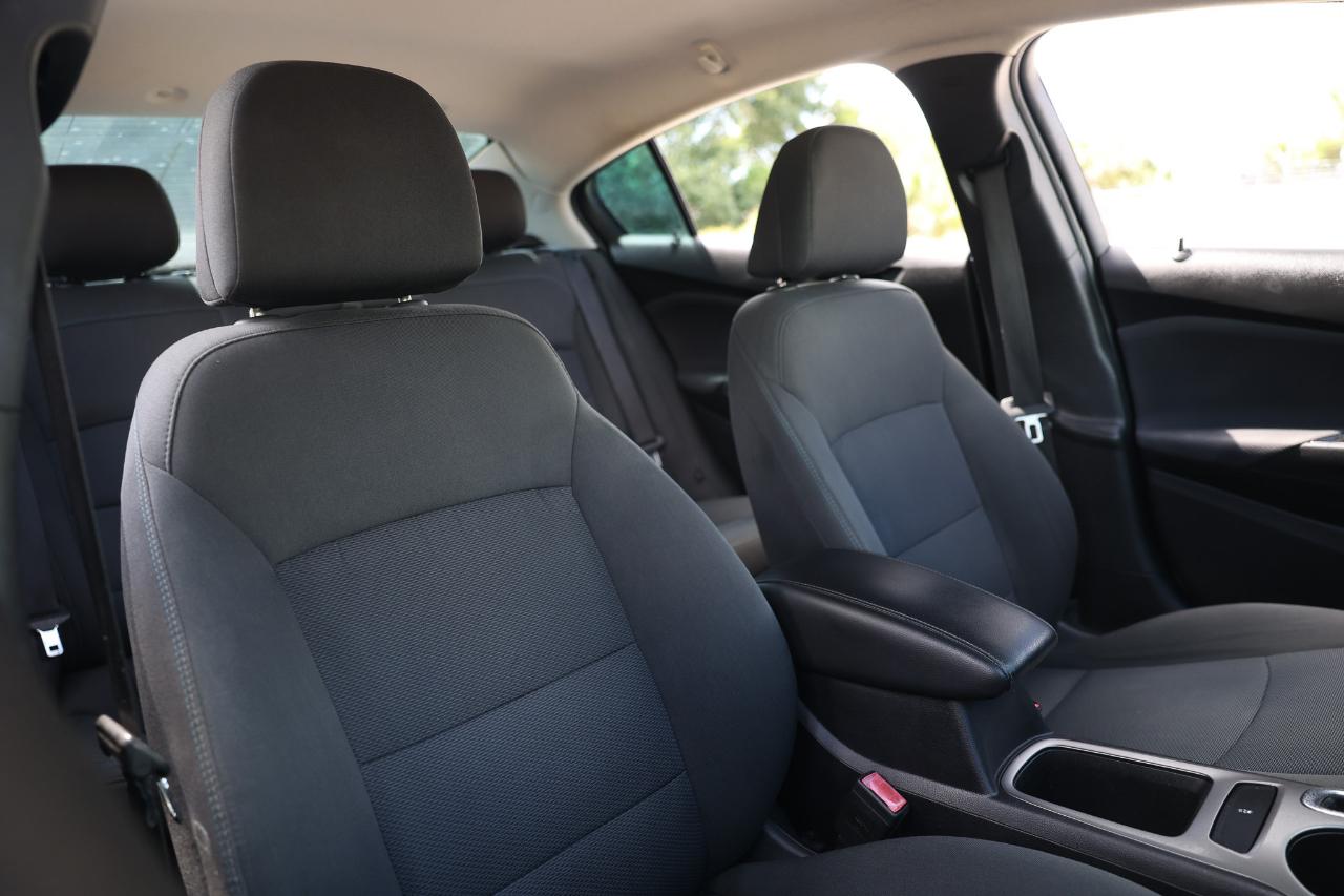 Chevrolet Cruze  2018