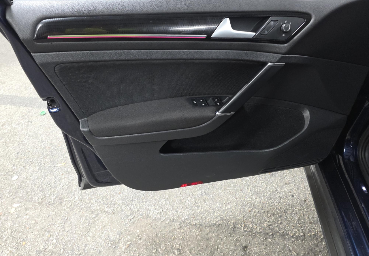 Volkswagen Golf GTI  2016