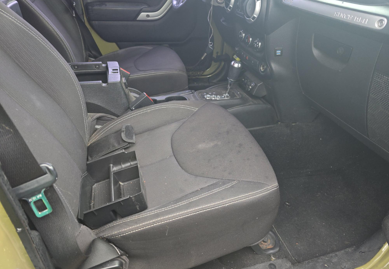 Jeep Wrangler Unlimited  2013