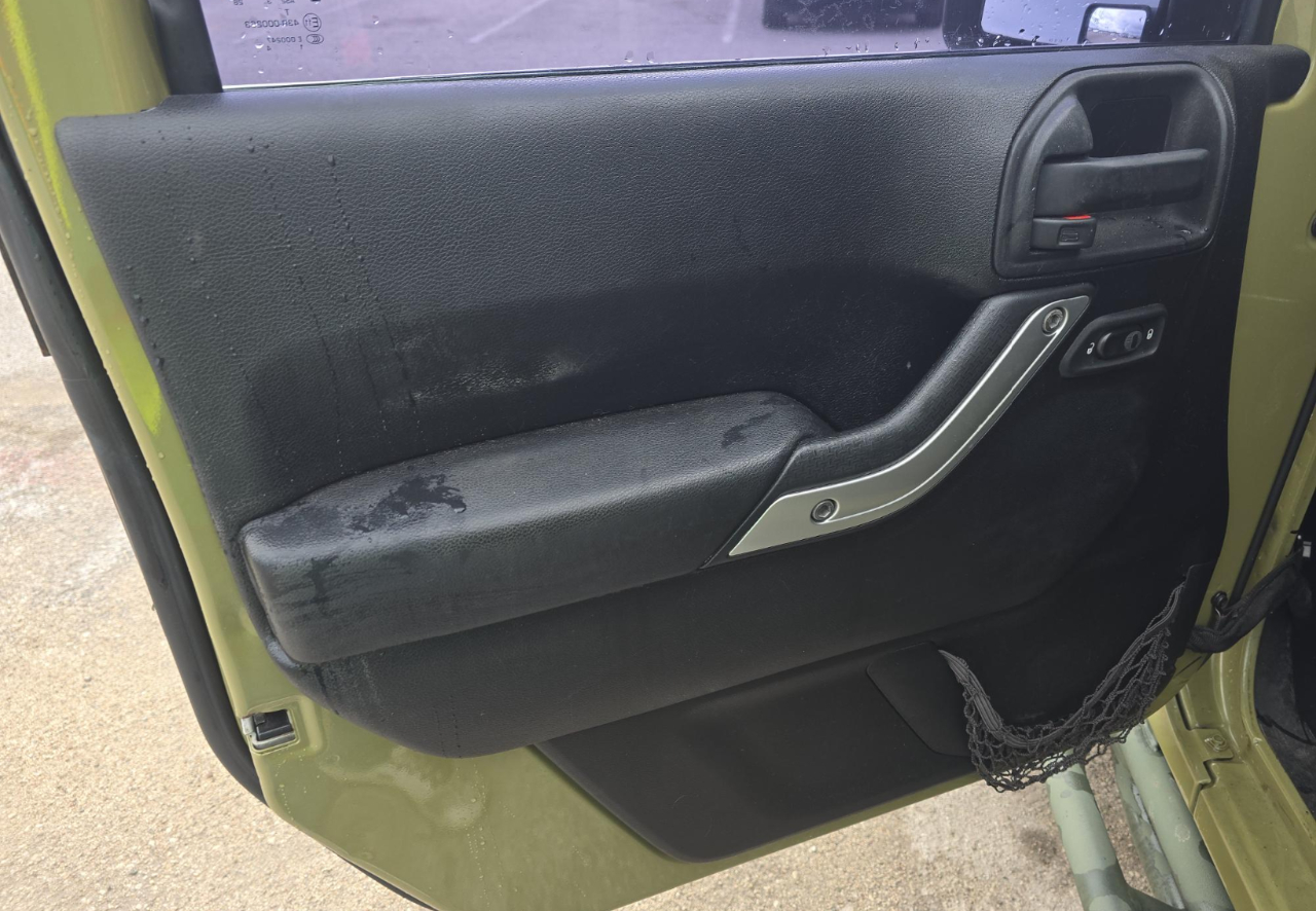 Jeep Wrangler Unlimited  2013