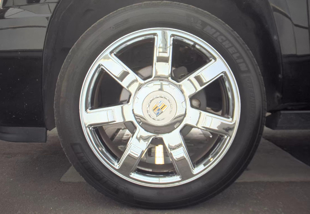 Cadillac Escalade  2012