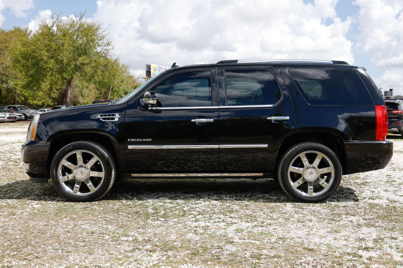 Cadillac Escalade  2012
