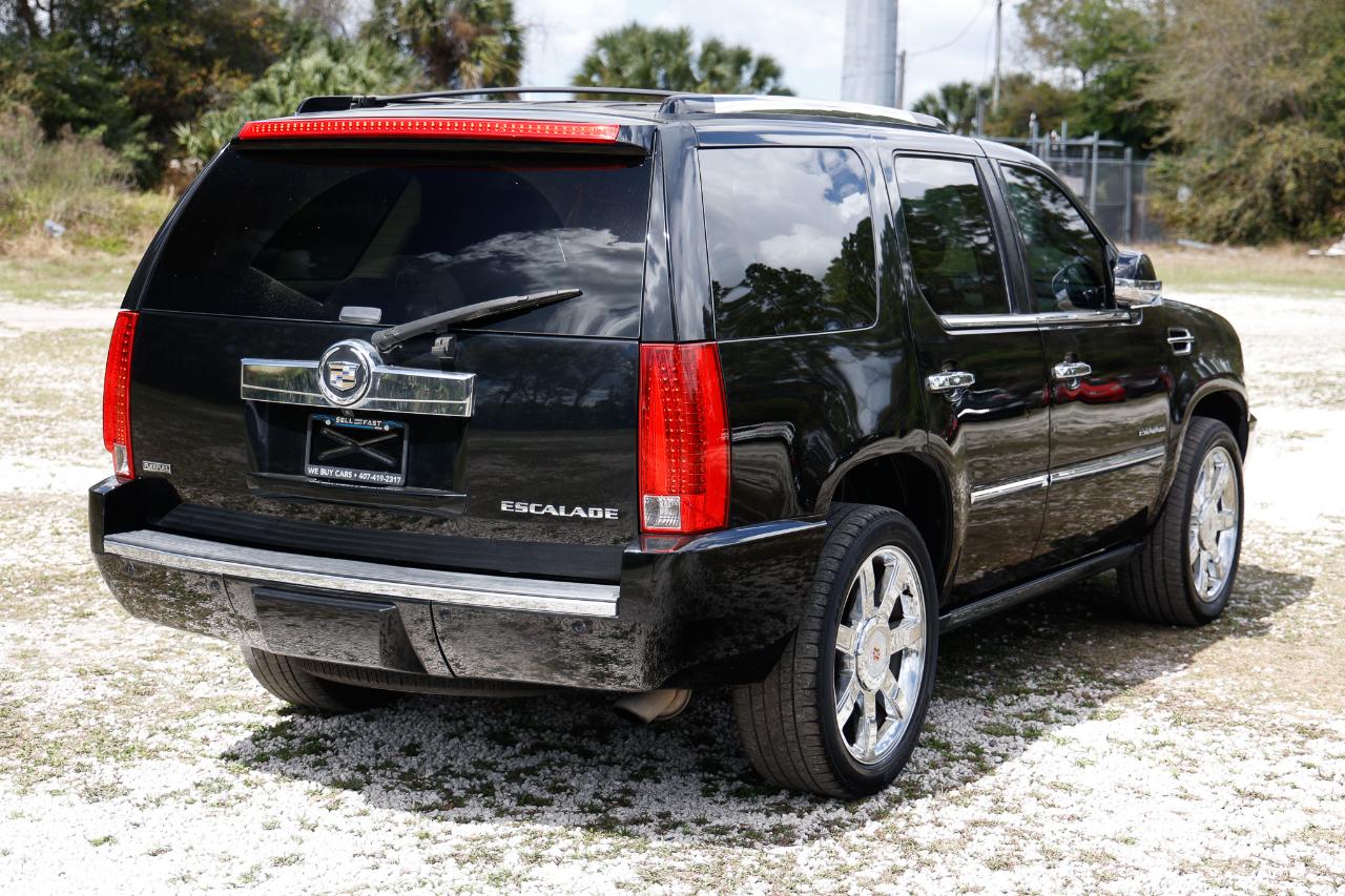 Cadillac Escalade  2012