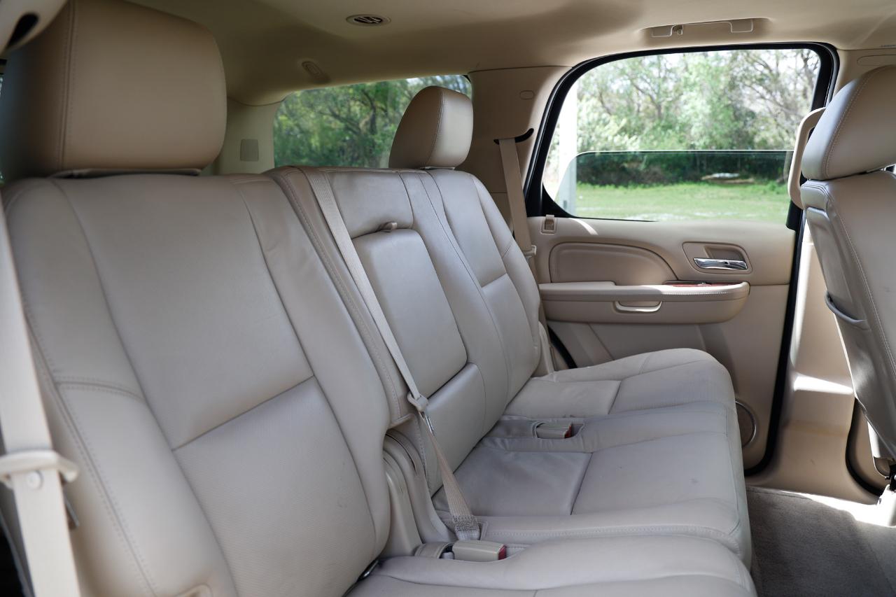 Cadillac Escalade  2012