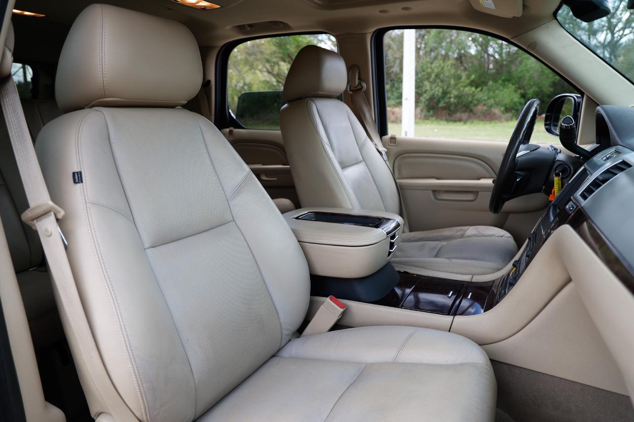 Cadillac Escalade  2012