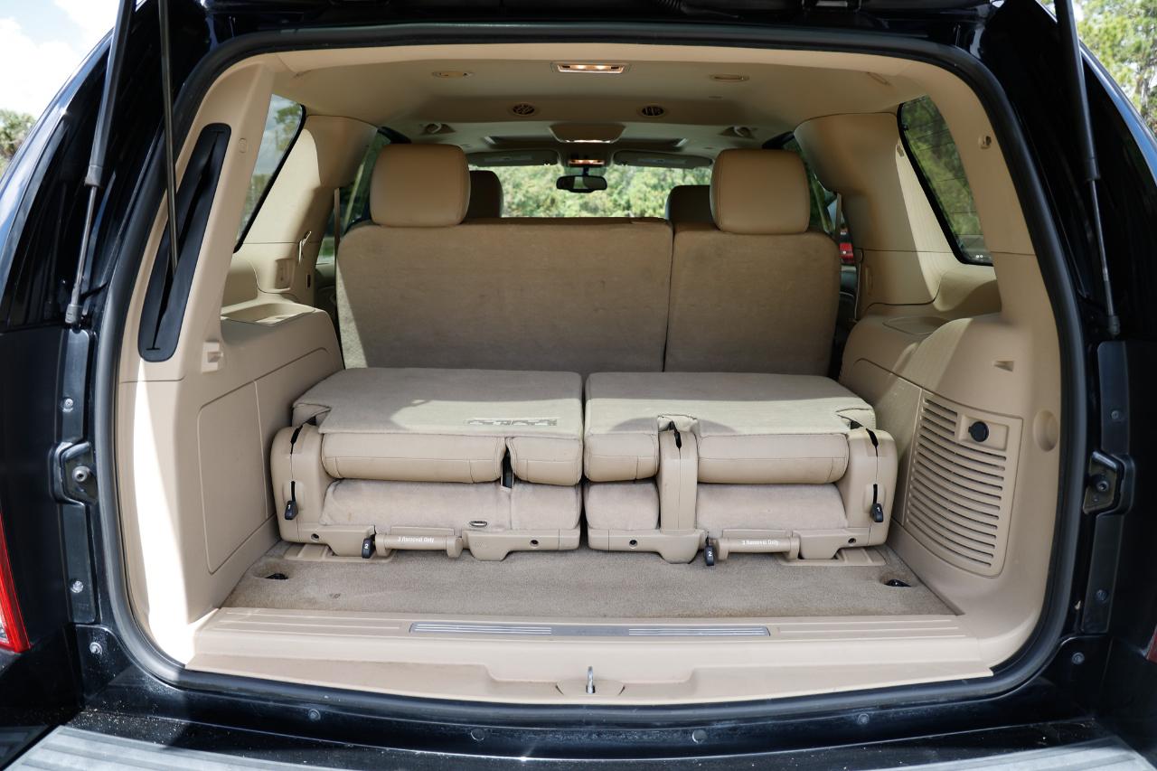 Cadillac Escalade  2012