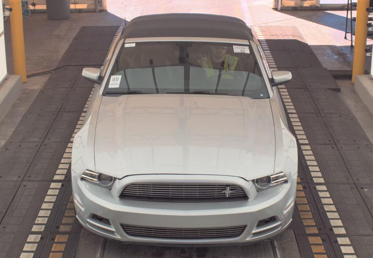 Ford Mustang V6 Premium Convertible 2014