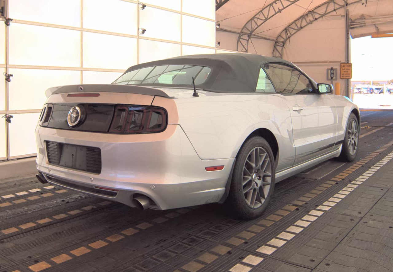 Ford Mustang V6 Premium Convertible 2014