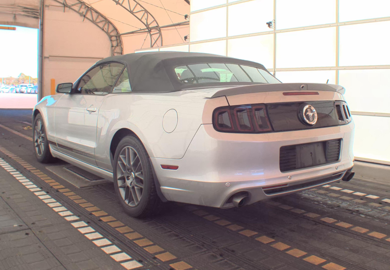 Ford Mustang V6 Premium Convertible 2014