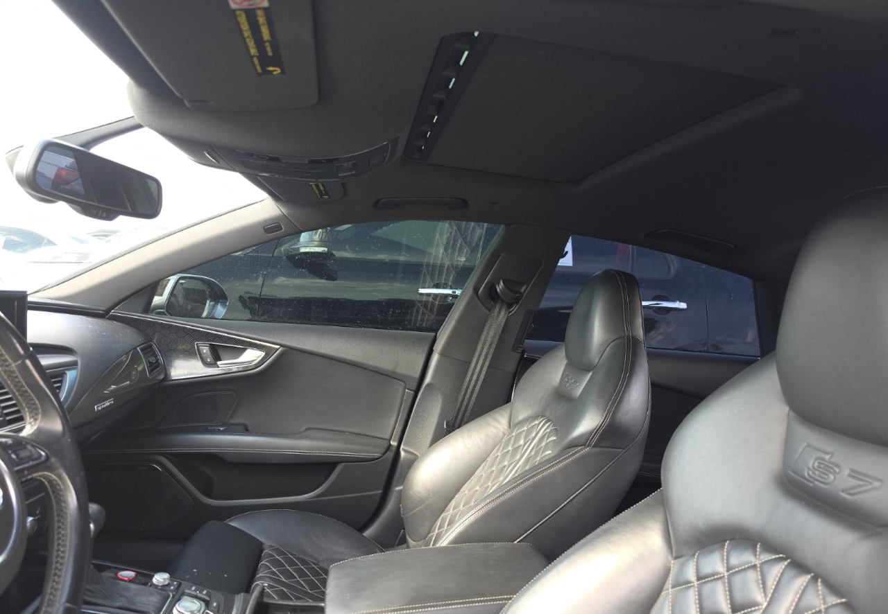 Audi S7  2014