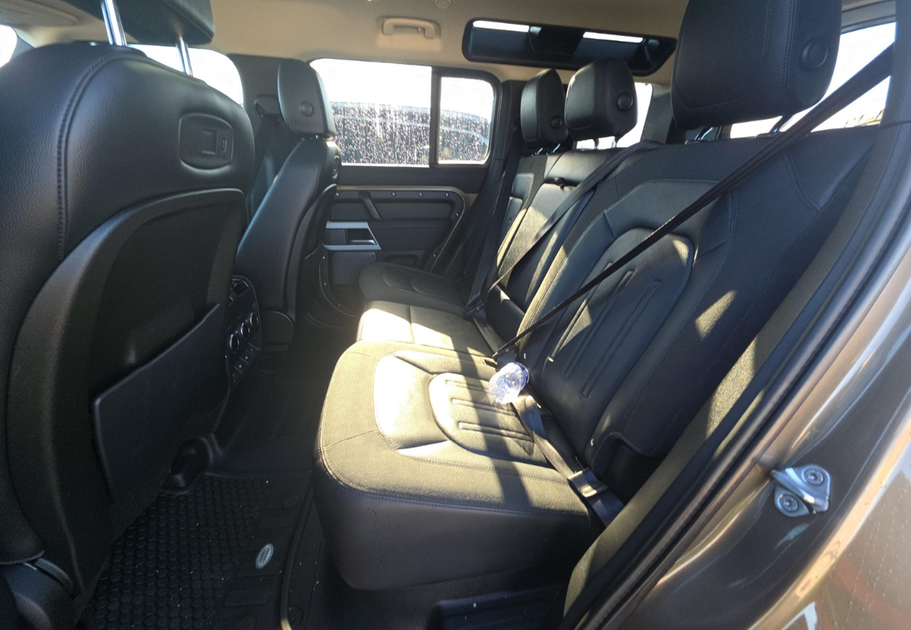 Land Rover Defender 110 First Edition AWD 2020