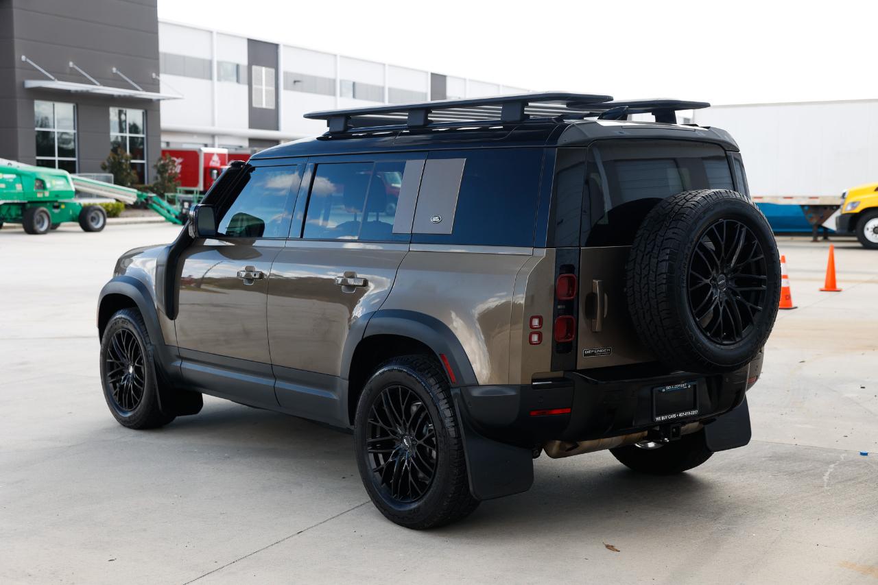 Land Rover Defender  2020