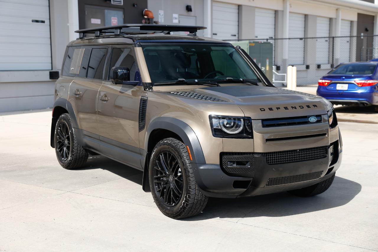 Land Rover Defender  2020