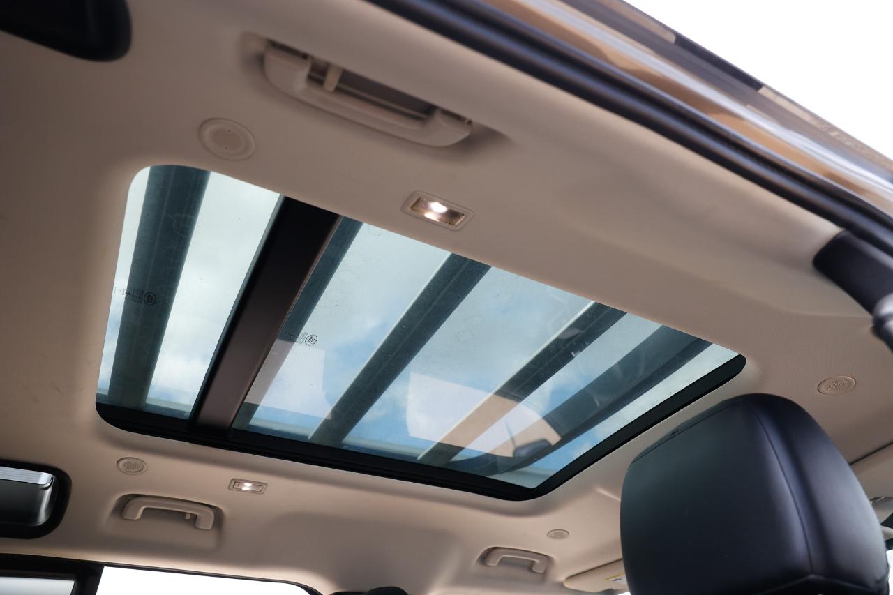 Land Rover Defender  2020