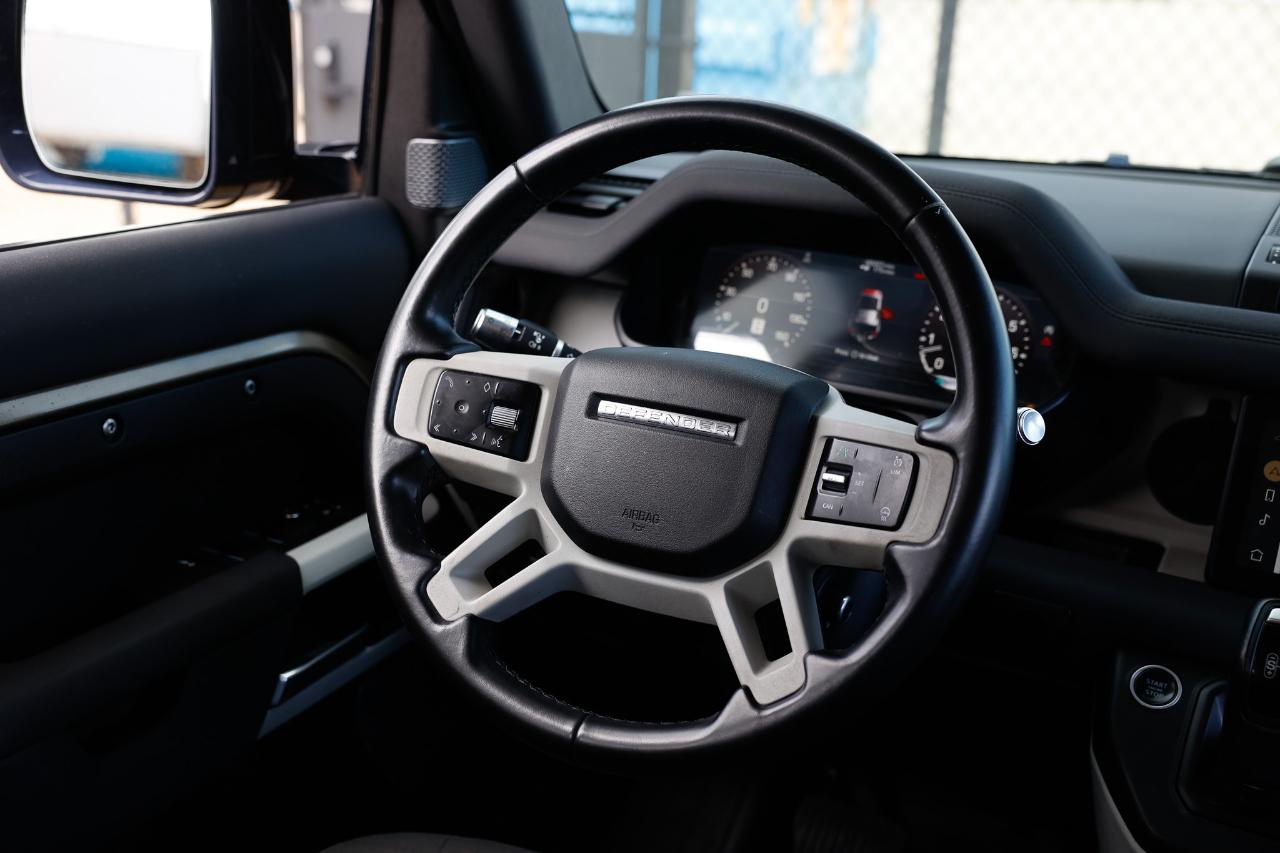 Land Rover Defender  2020