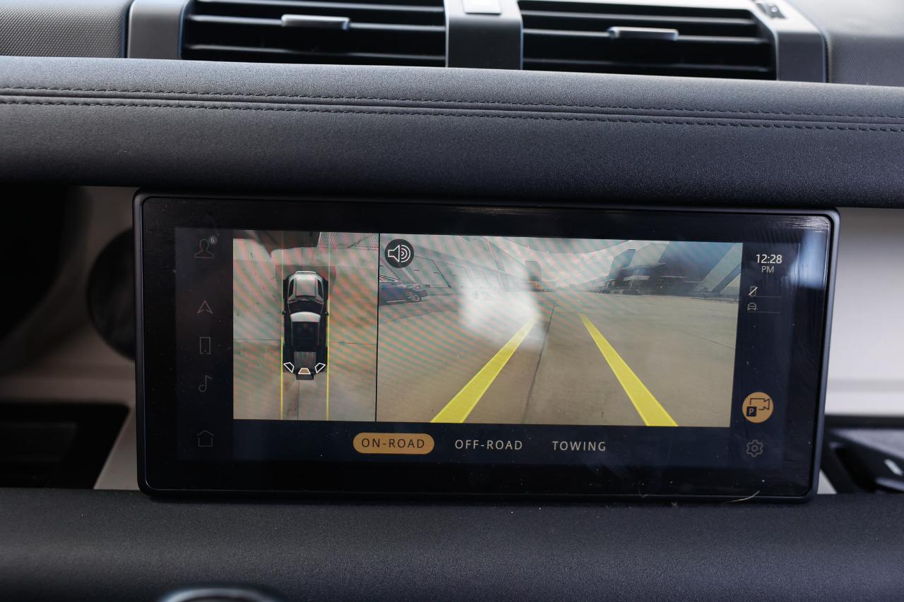 Land Rover Defender  2020