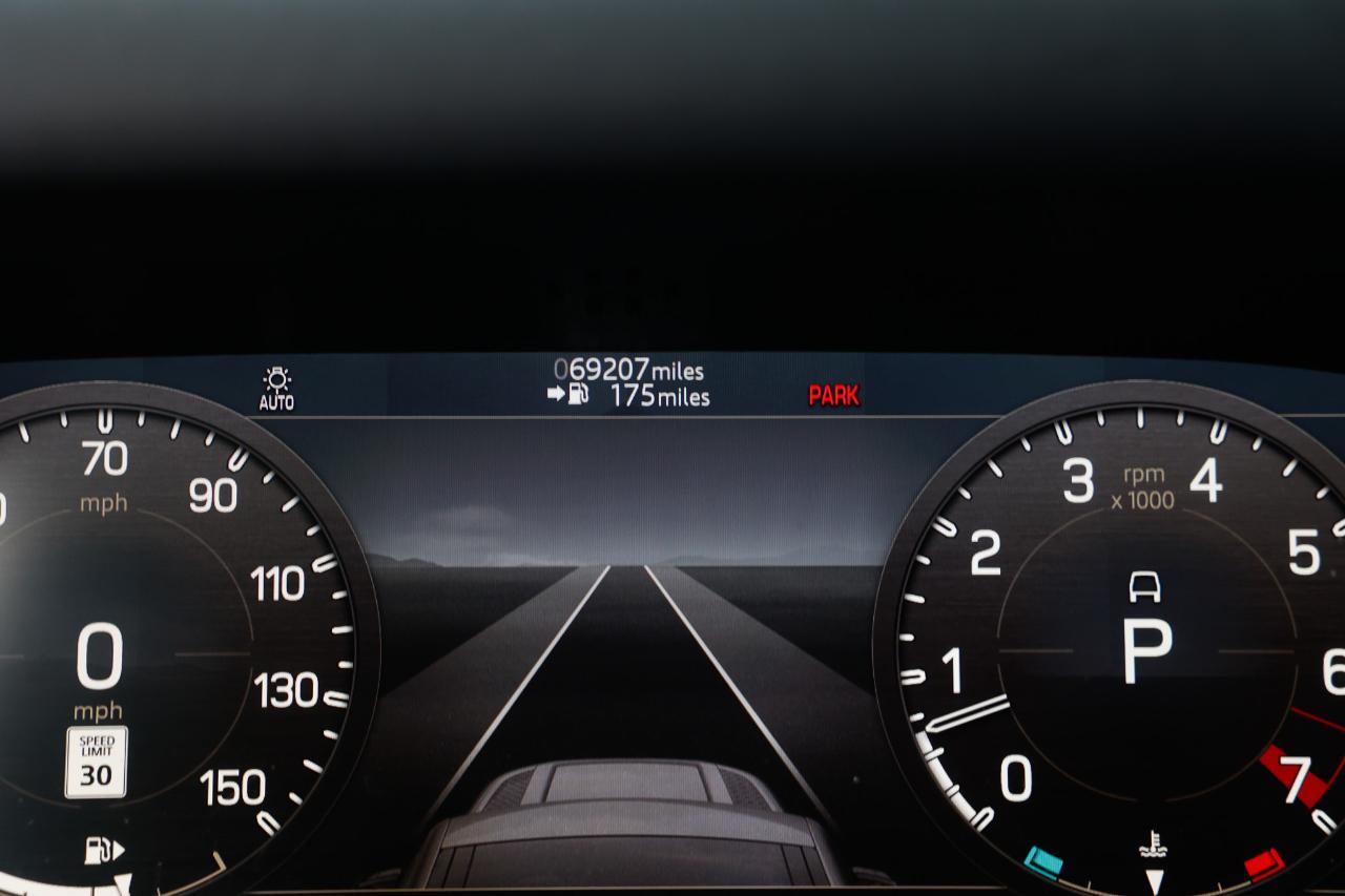 Land Rover Defender  2020