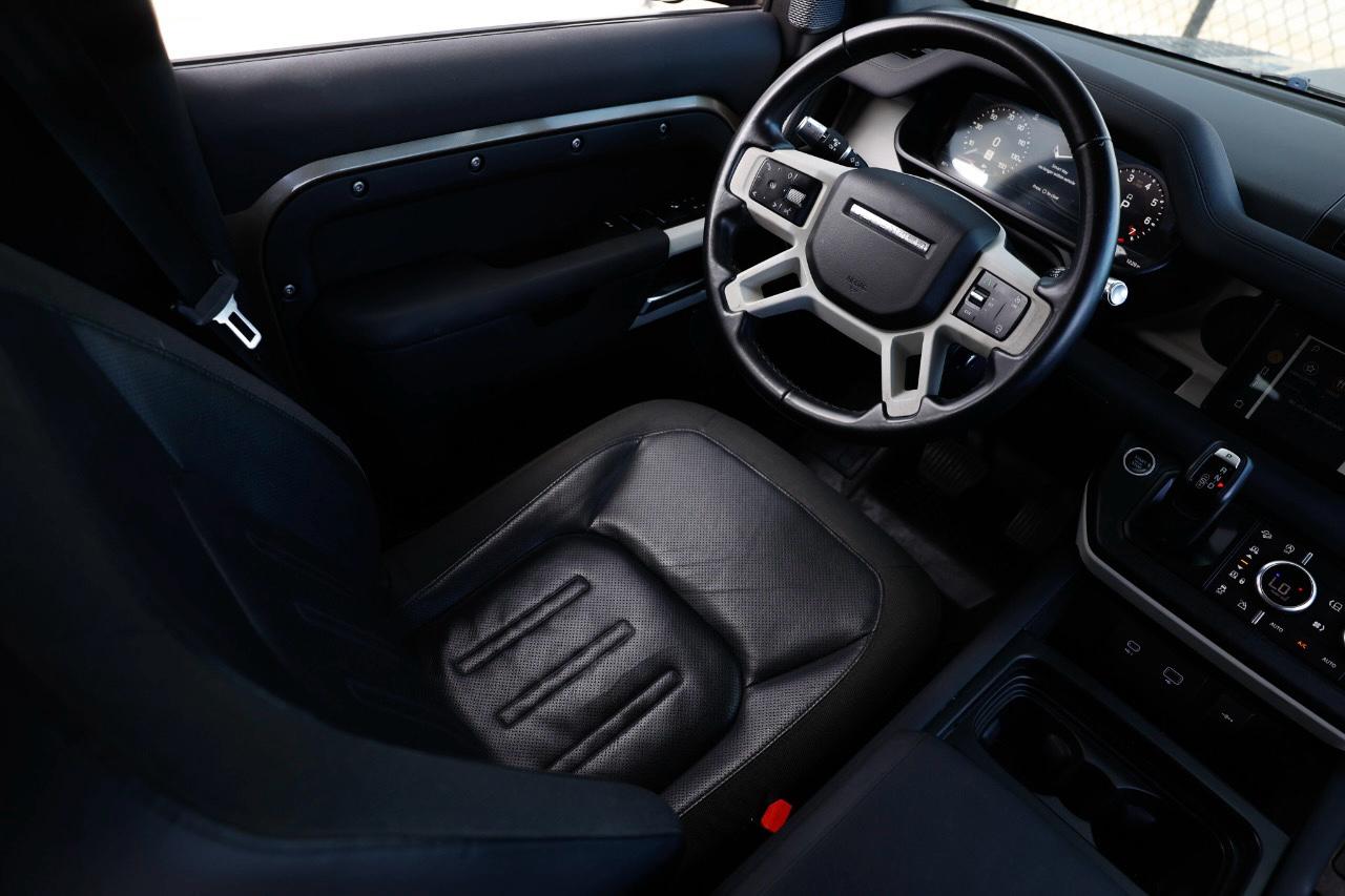 Land Rover Defender  2020