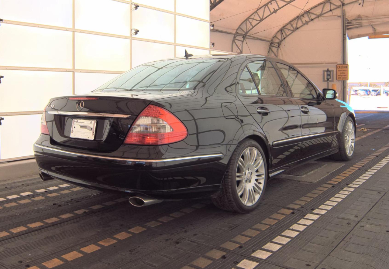 Mercedes-Benz E350  2008