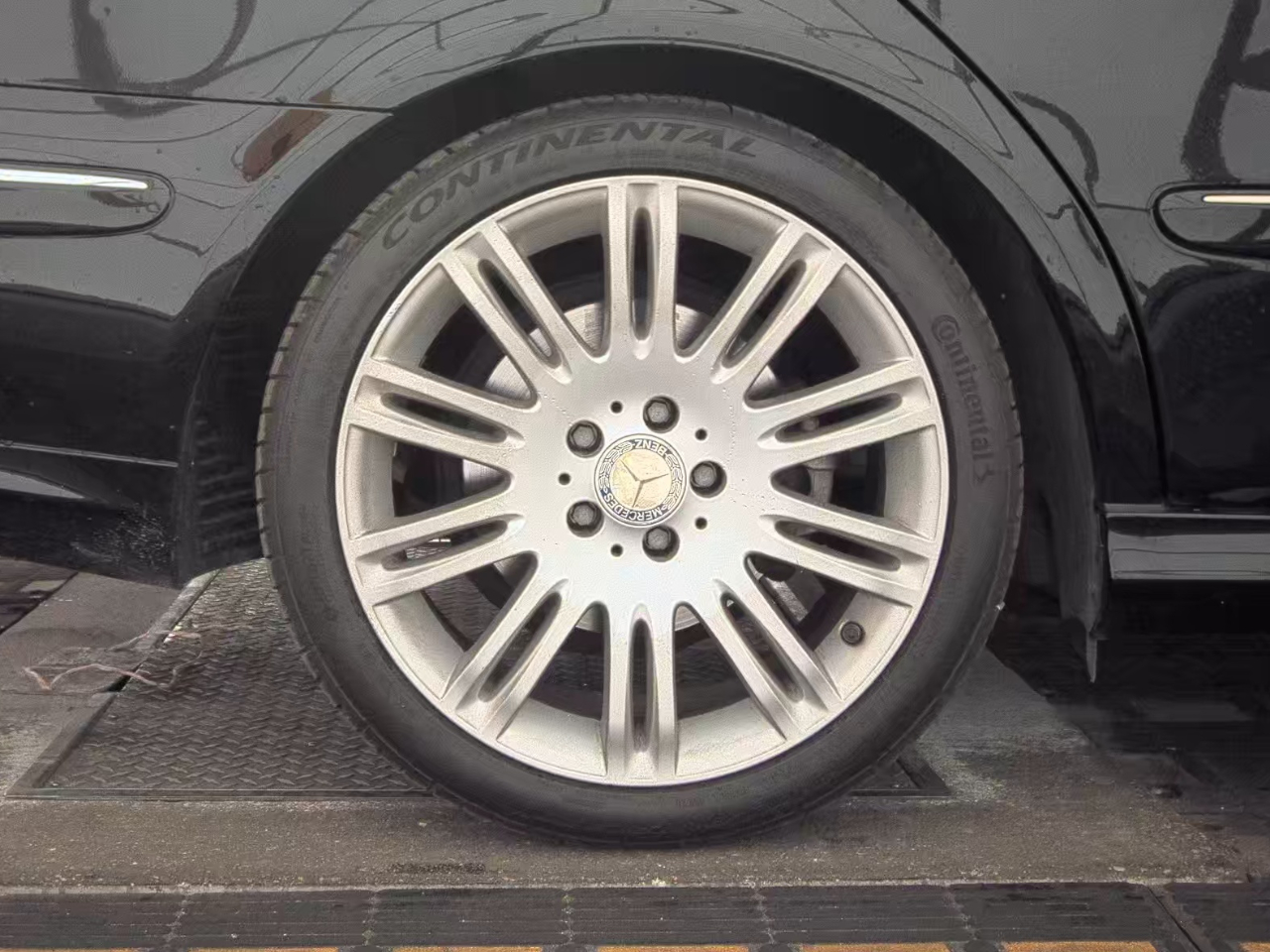 Mercedes-Benz E350  2008