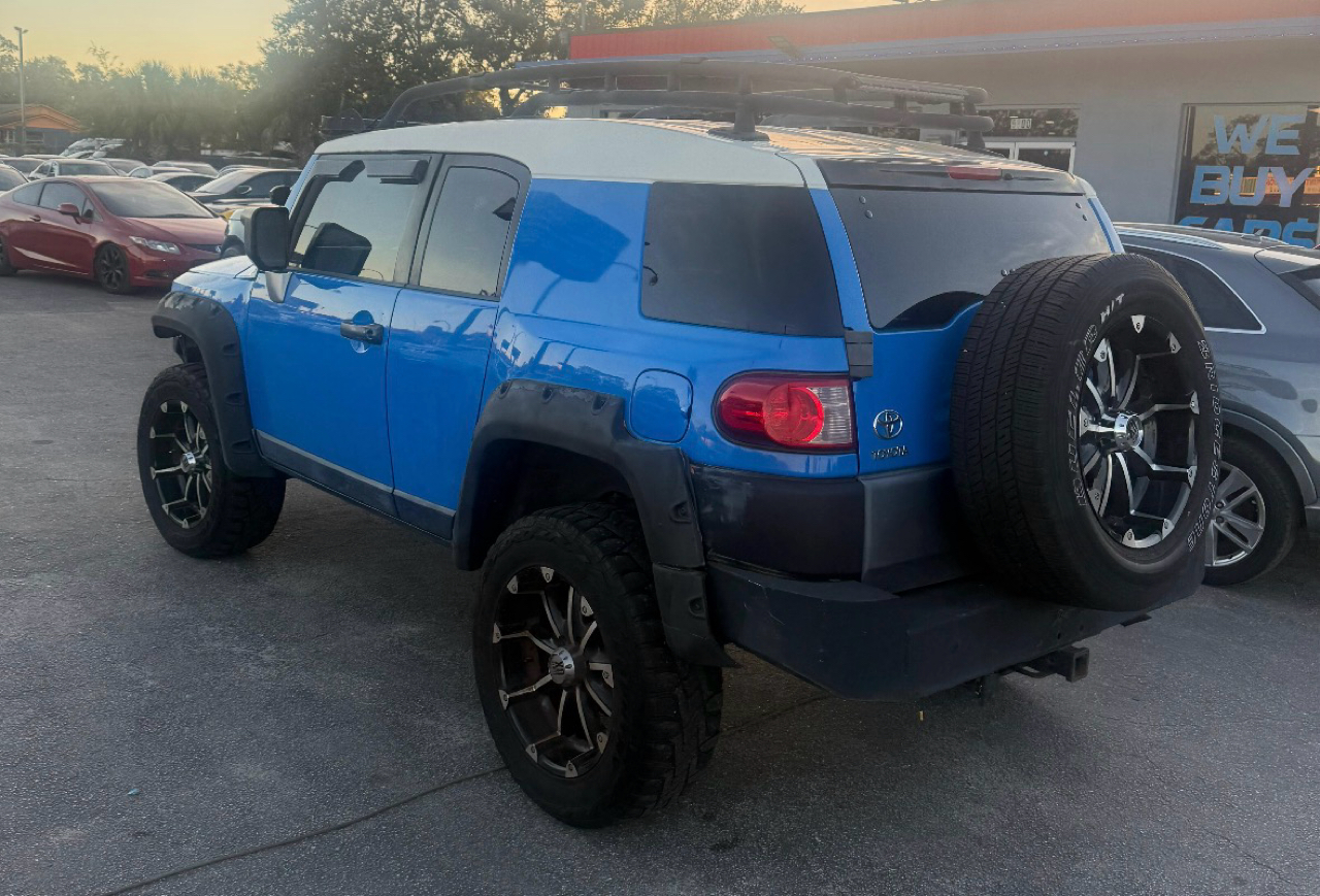 Toyota FJ Cruiser  2008