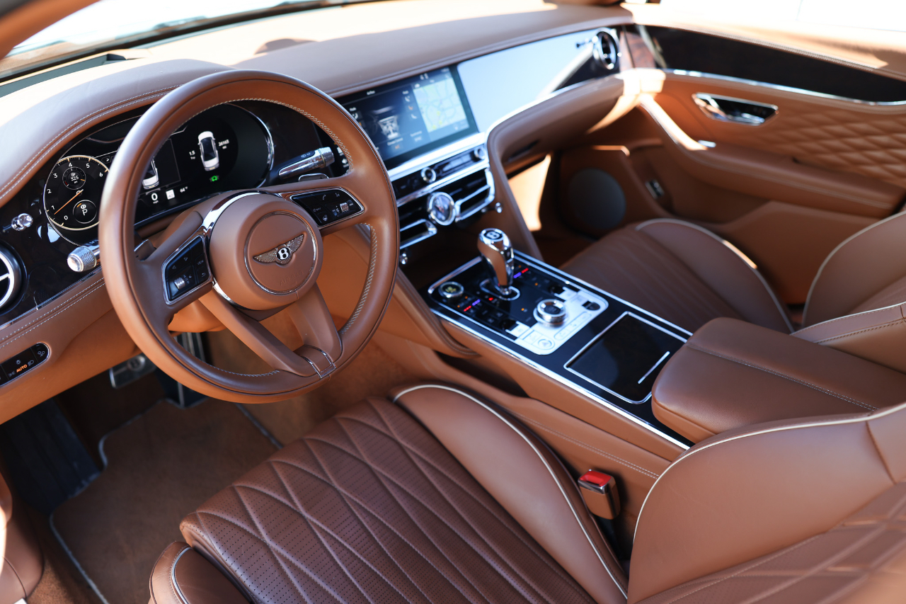 Bentley Flying Spur  2021