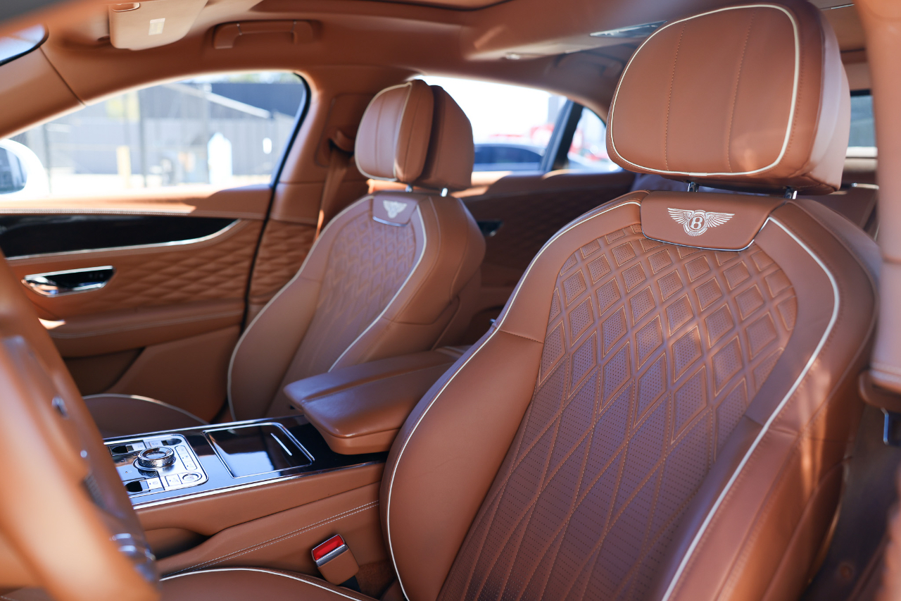 Bentley Flying Spur  2021