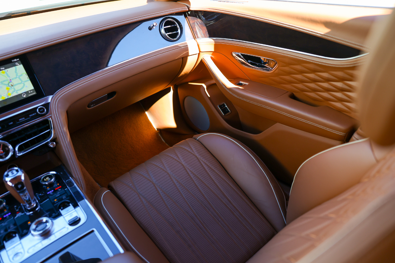 Bentley Flying Spur  2021