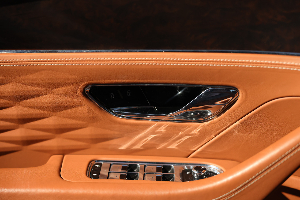 Bentley Flying Spur  2021