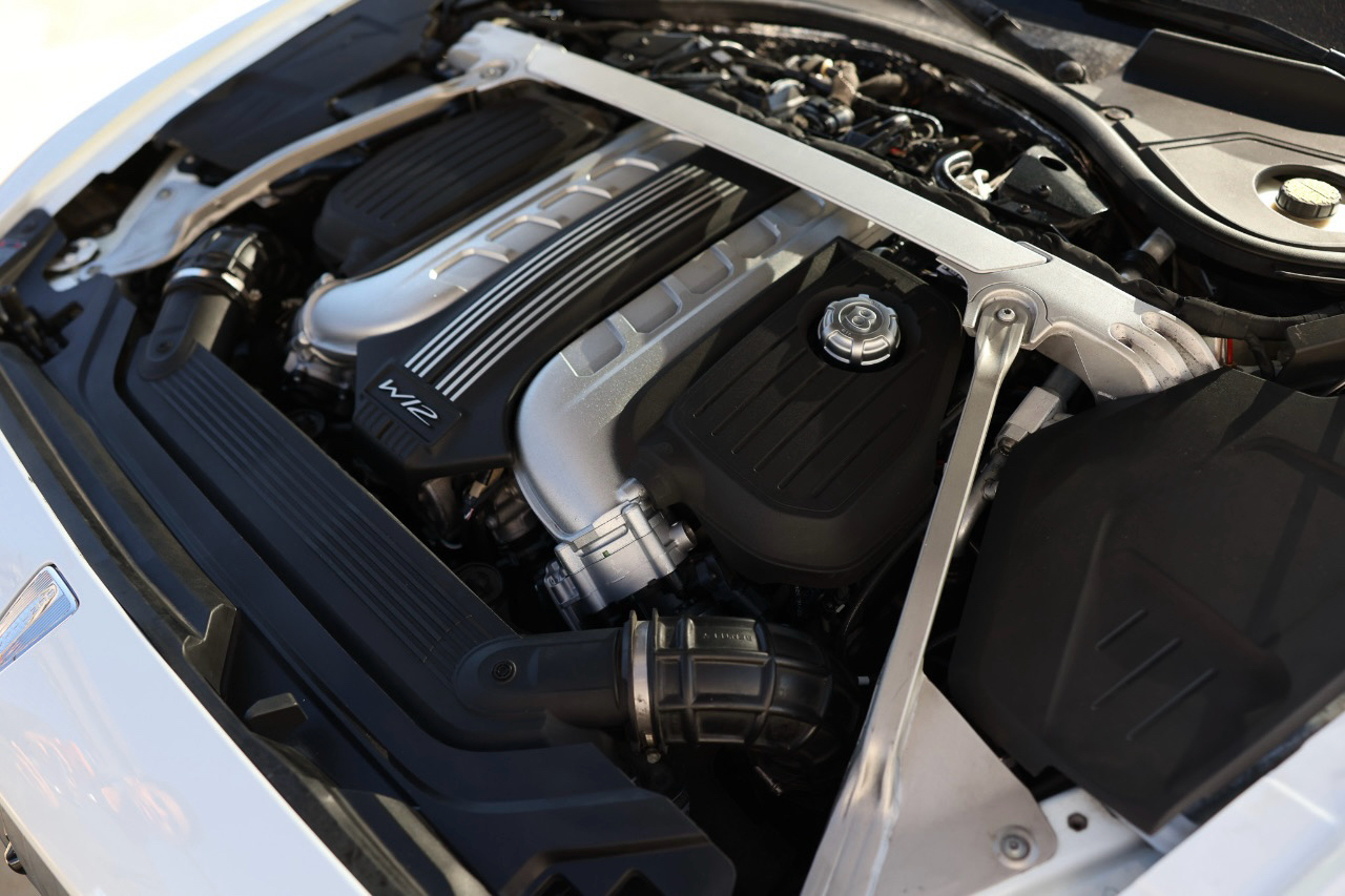 Bentley Flying Spur  2021