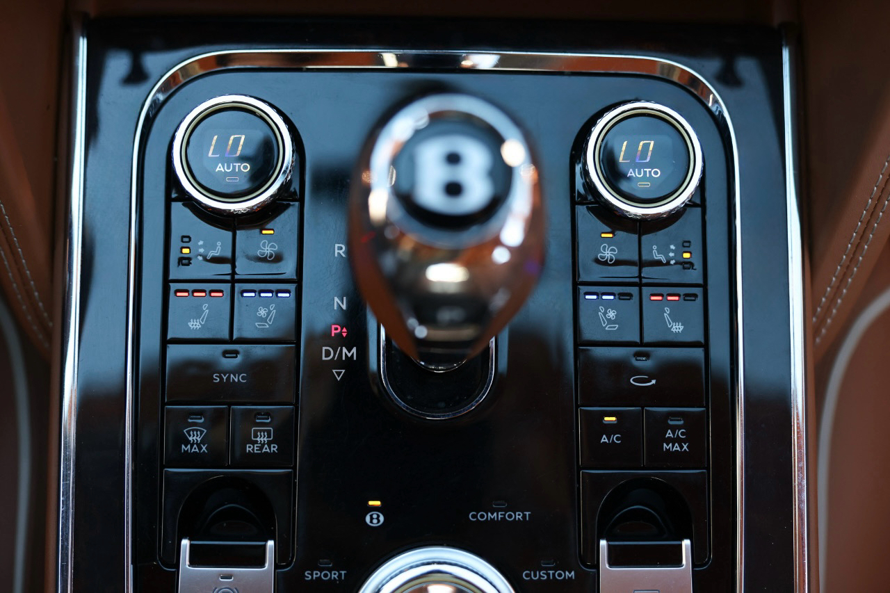 Bentley Flying Spur  2021