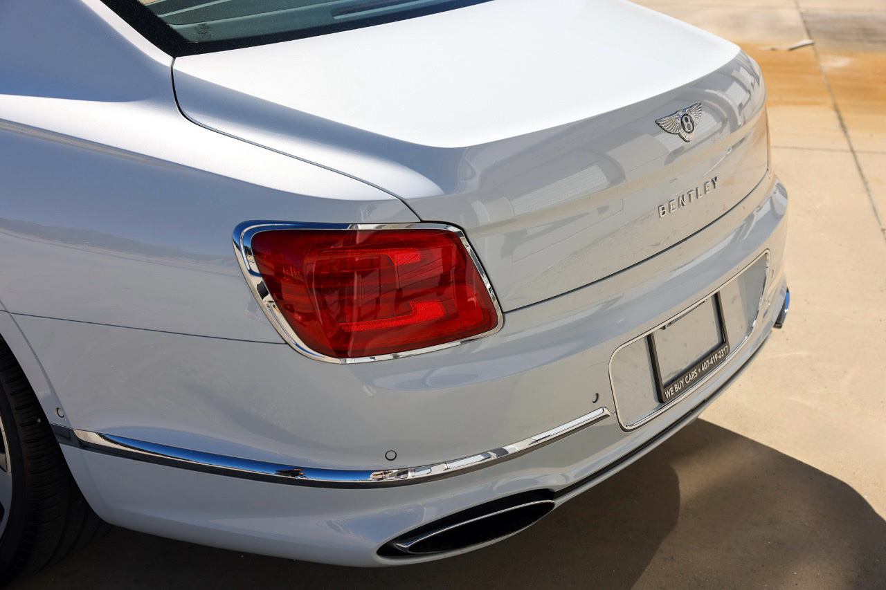 Bentley Flying Spur  2021