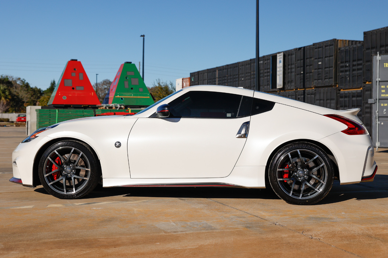 Nissan 370Z Coupe  2018