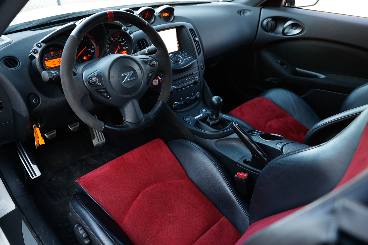 Nissan 370Z Coupe  2018