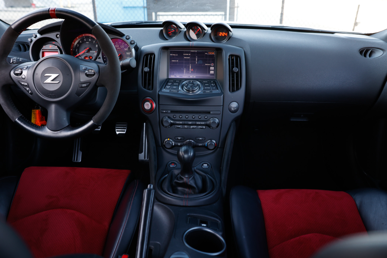 Nissan 370Z Coupe  2018