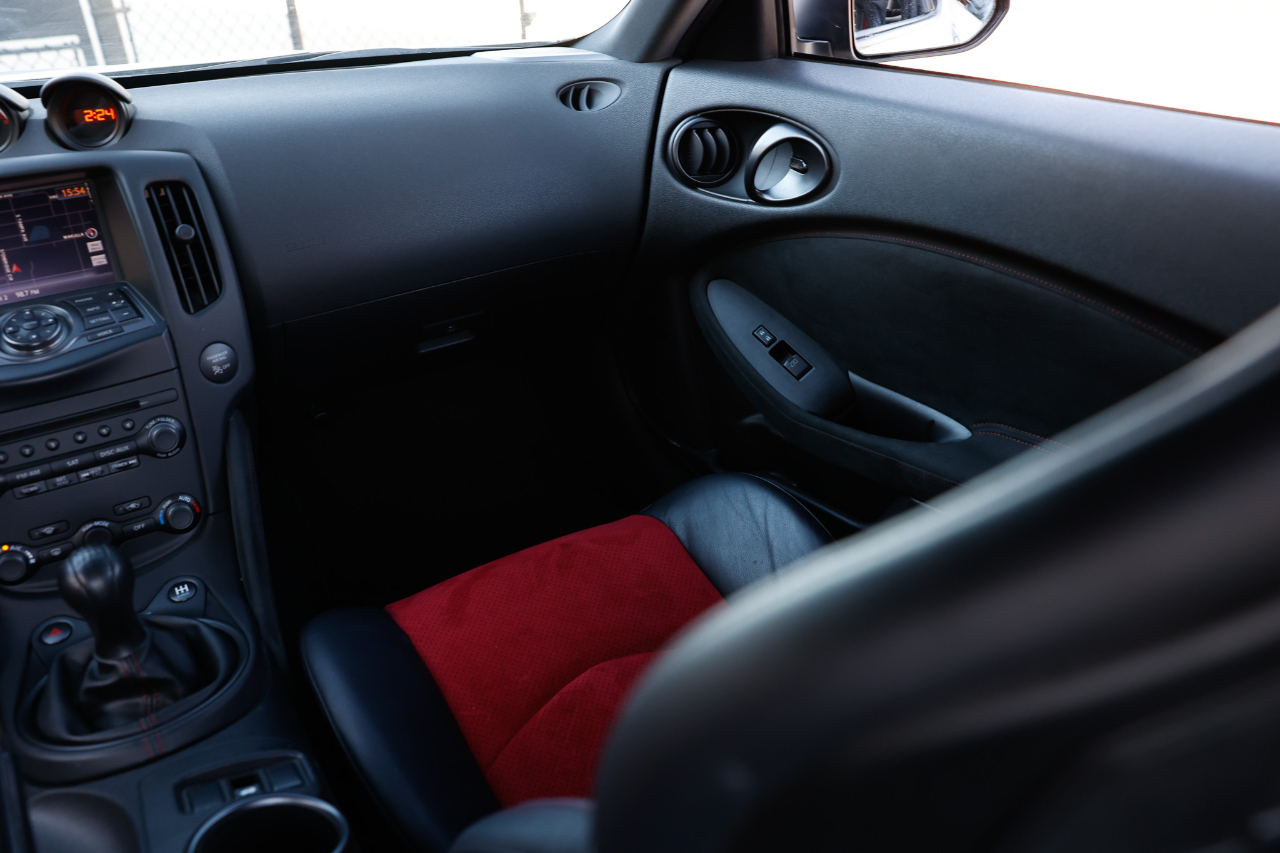 Nissan 370Z Coupe  2018