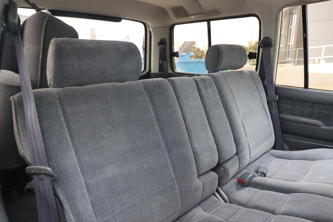 Toyota Land Cruiser  1993