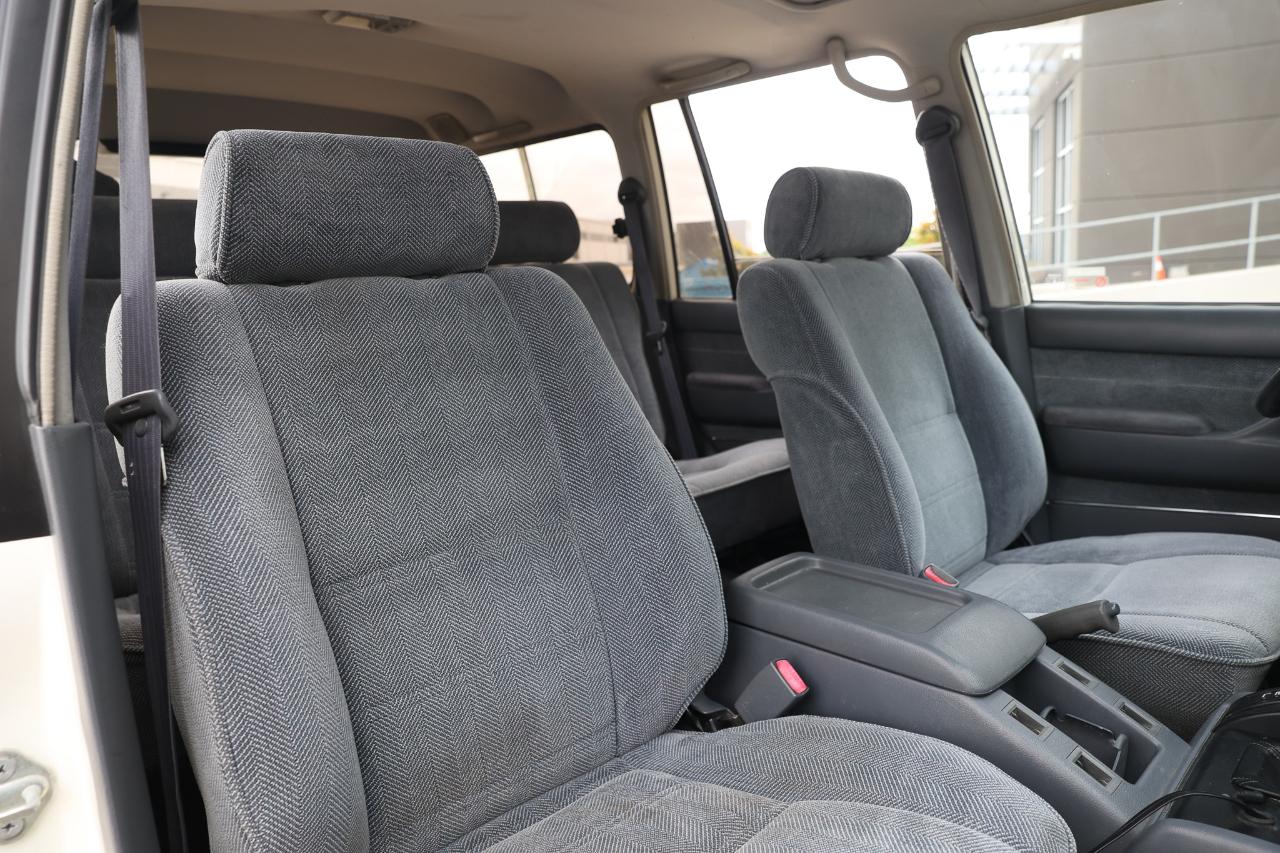 Toyota Land Cruiser  1993
