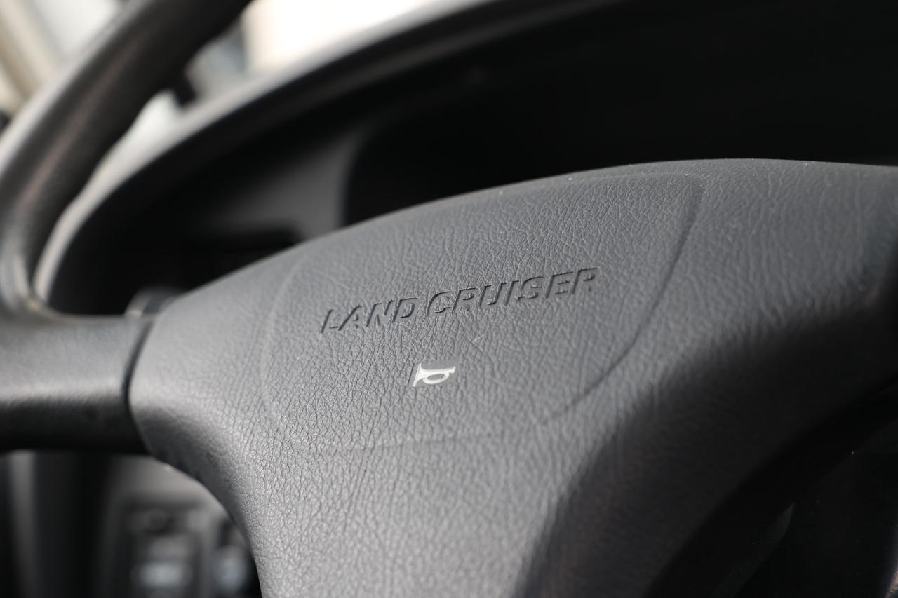 Toyota Land Cruiser  1993
