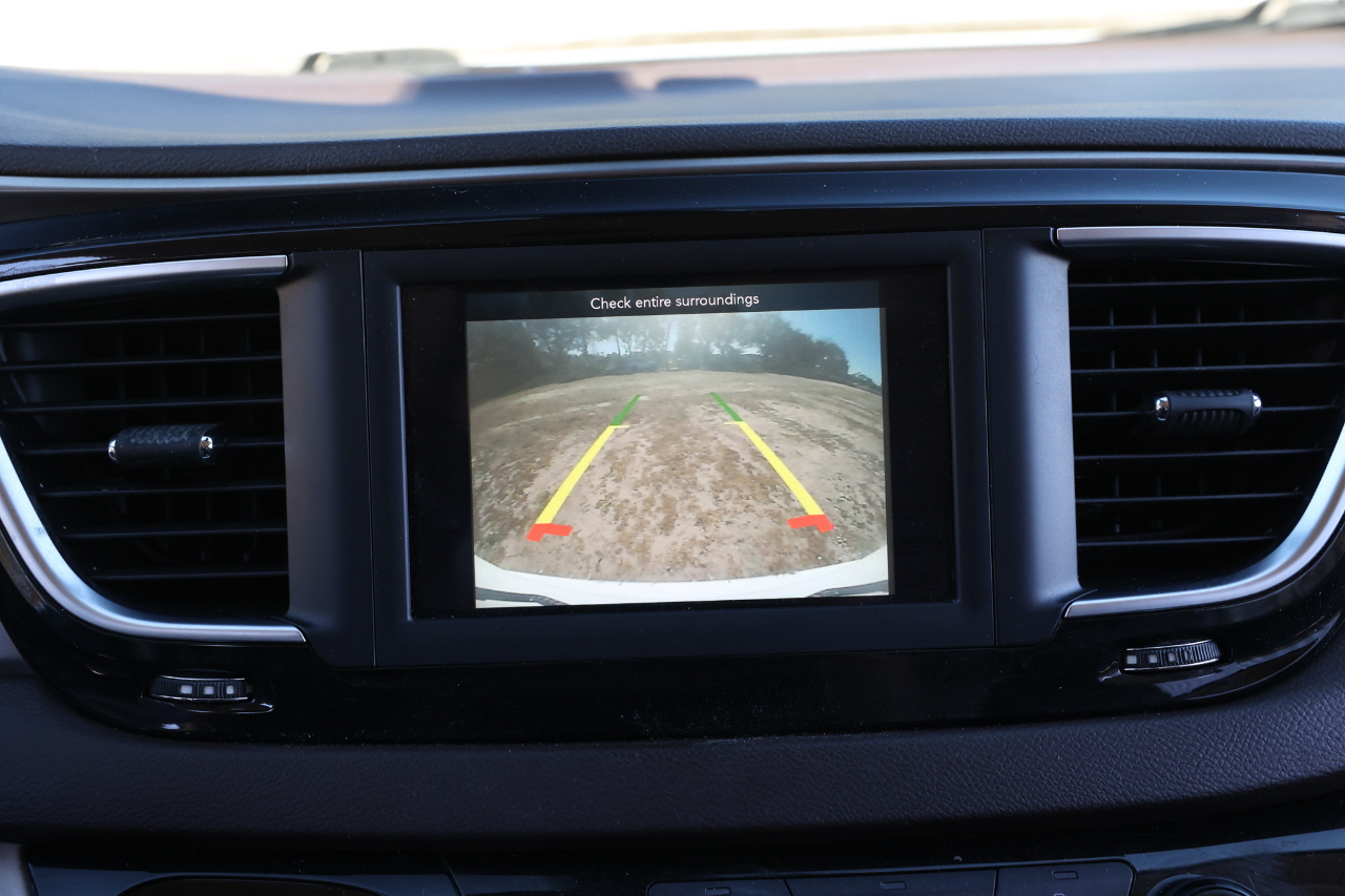 Chrysler Pacifica  2018