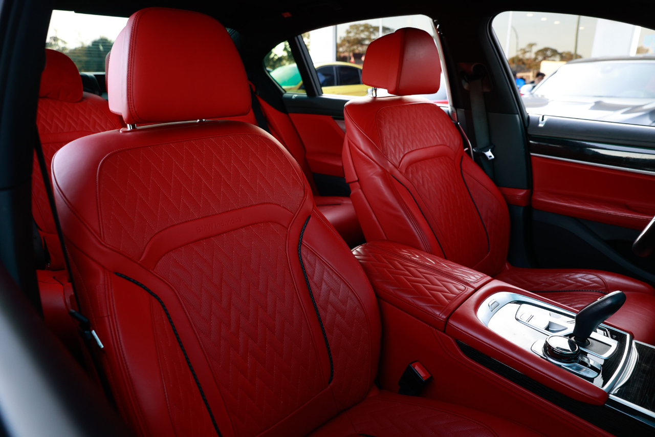 BMW 750i xDrive  2021