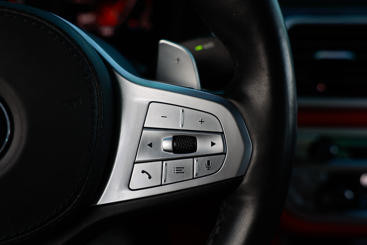 BMW 750i xDrive  2021