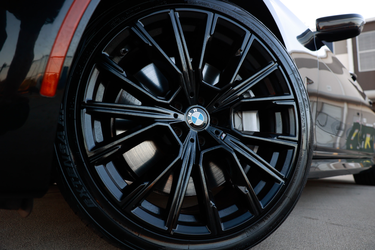 BMW 750i xDrive  2021