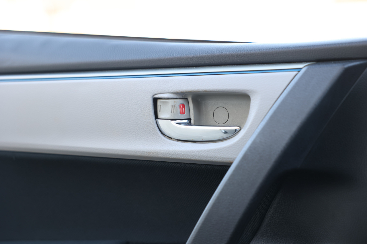 Toyota Corolla  2016