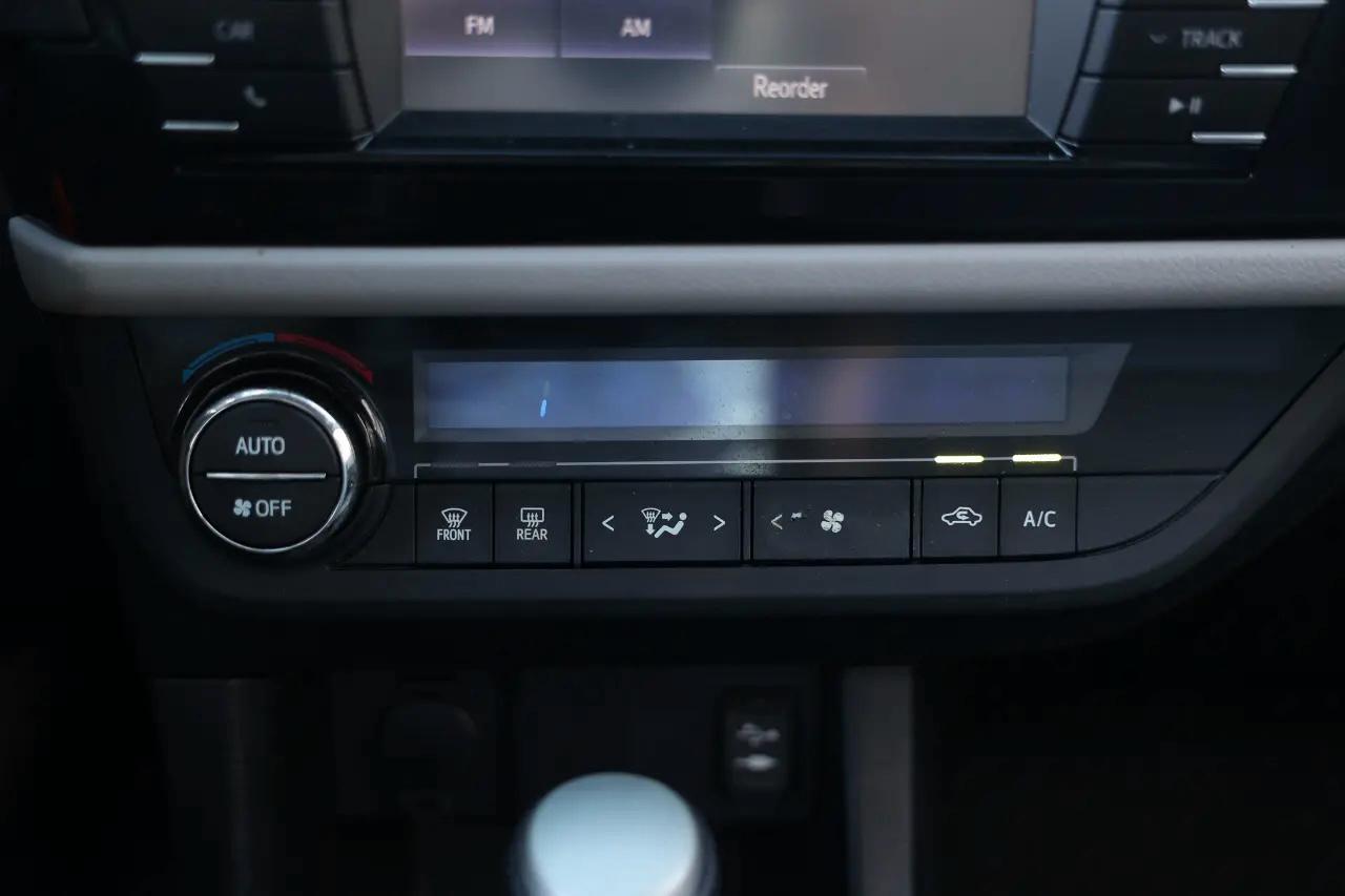 Toyota Corolla  2016