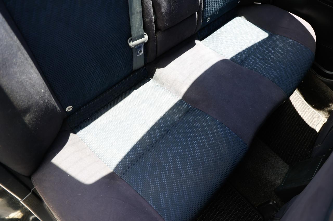 Subaru Impreza Sedan  2002